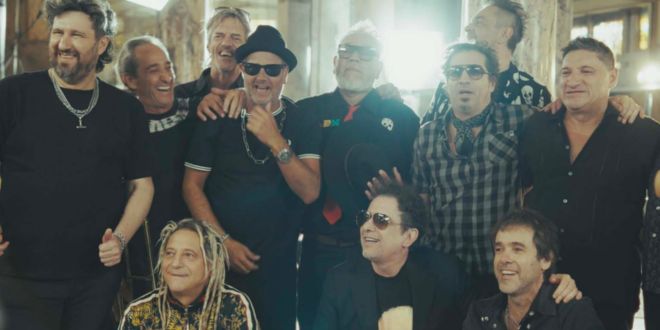 Auténticos Decadentes