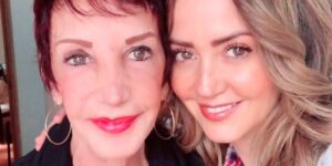 Andrea Legarreta y su madre Isabel Martínez