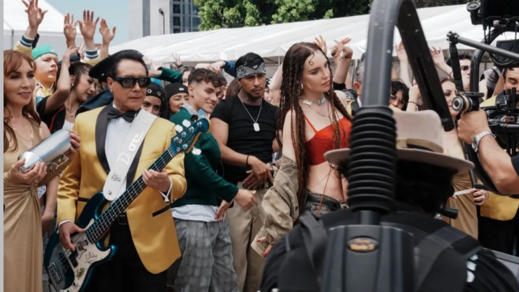 Belinda y Los Ángeles Azules son captados grabando video musical en México